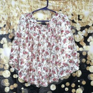 A floral skirt perfect for spring very pretty